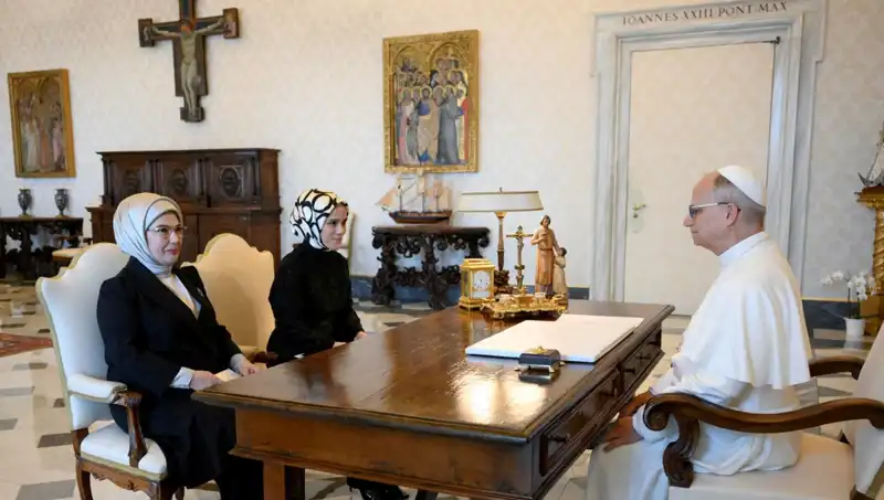 Emine Erdoğan ve Papa Leo’dan Barış Temalı Önemli Buluşma