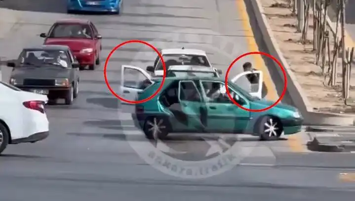 Trafikte Bıçak ve Kılıçla Saldırı: Olayın Ardındaki Gerçekler
