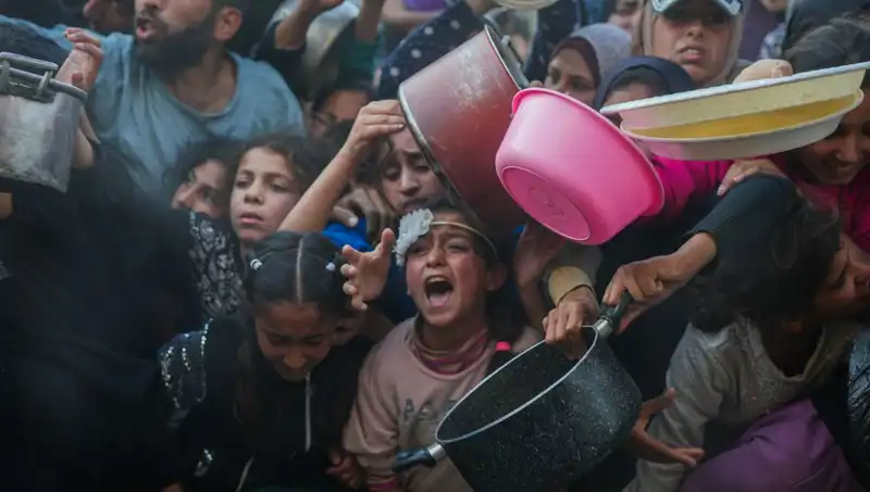 Gazze'de Açlık Krizi: Un Stokları Tamamen Tükendi ve Tehlike Düzeyi Yükseliyor
