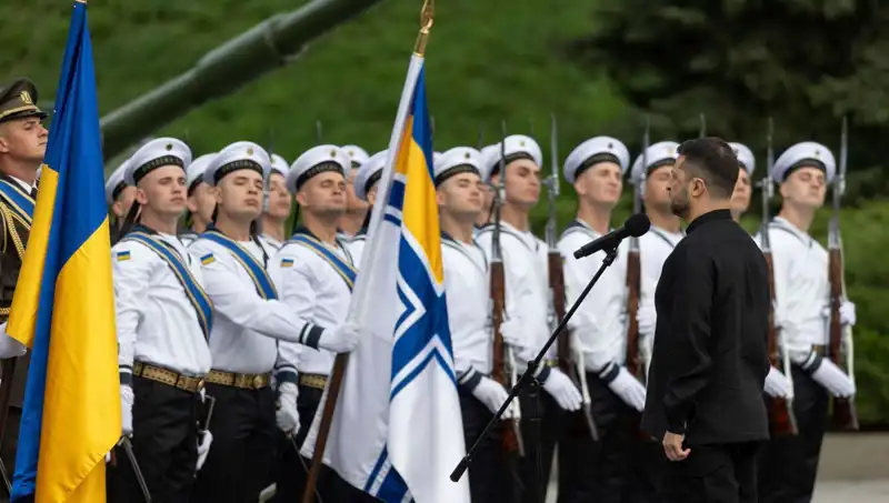 Ukrayna'nın Bağımsızlık Günü: Zelenski Mektuplarıyla Geçmişe Yolculuk Yaptı