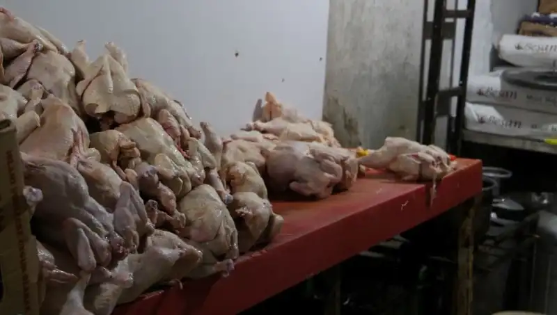 Döner İmalathanesinde Şok Eden Görüntüler Sosyal Medyayı Salladı