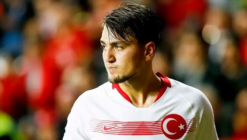 Beşiktaş, Milli Futbolcu İçin Transfer Girişimlerine Başladı!