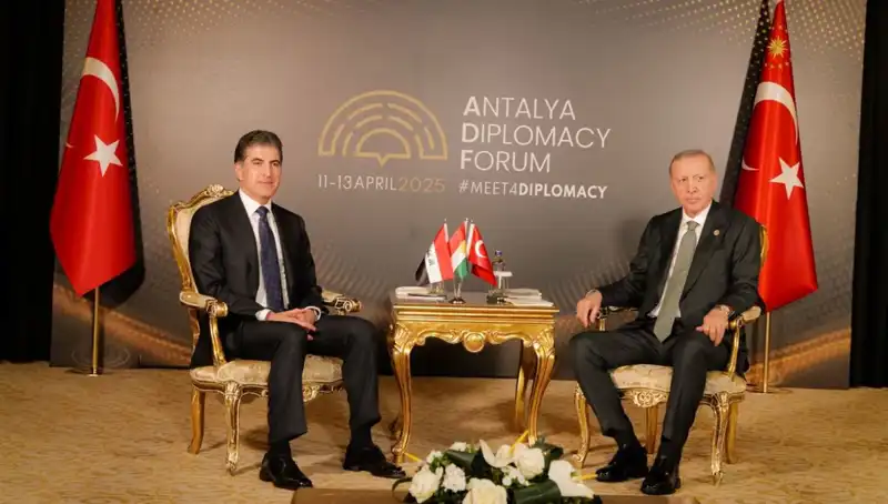 Barzani, Erdoğan ile Buluşmasında Siyasi İlişkiler Ve Bölgesel Sorunları Ele Aldı