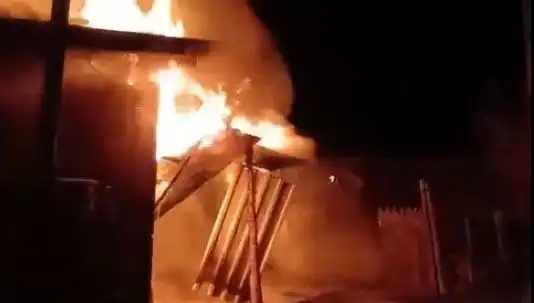 Karabük'te İki Ev Alevlere Teslim Oldu: Yangının Sebebi Ne?