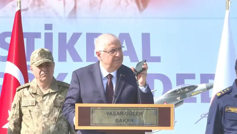 Cumhurbaşkanı Erdoğan'dan Mehmetçiğe Özel Bayram Mesajı: Vatanseverliğin Sembolü