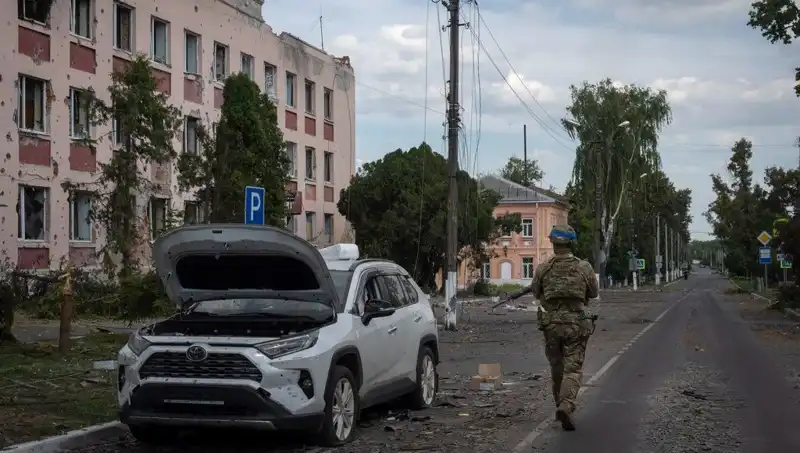 Ukrayna'nın Stratejik Hamlesi: Rus Güçleri Kursk'u Geri Almaya Hazırlanıyor