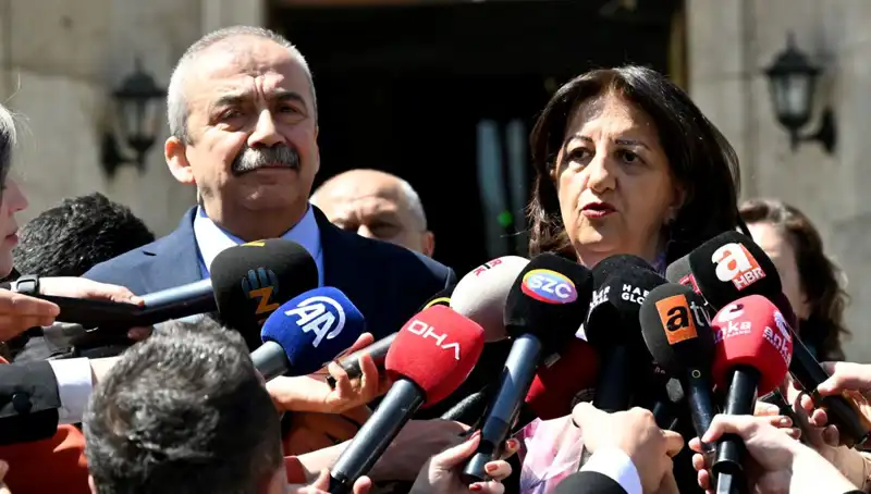 Sırrı Süreyya Önder: Hayat hikayesi ve sağlık durumu üzerine detaylar