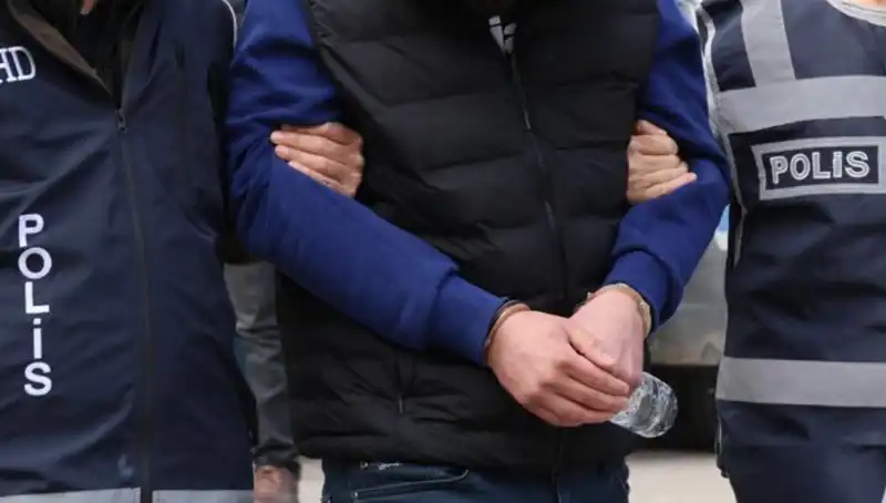 DAEŞ'e Yönelik Türkiye'nin Dört İlinde Büyük Operasyon Gerçekleştirildi