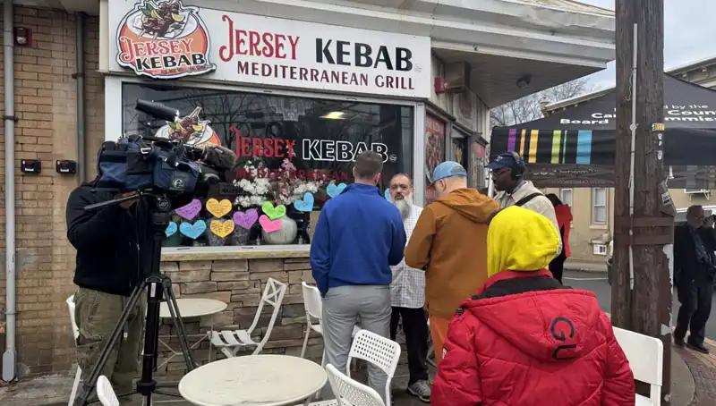 Türk Ailesi Trumpzede Oldu: Yeşil Kart İçin Umutları Gözaltında Sona Erdi
