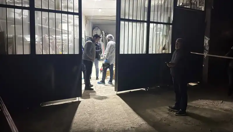 Korkunç Cinayet İş Yerinde Gerçekleşti: Çalışanlar Şokta!
