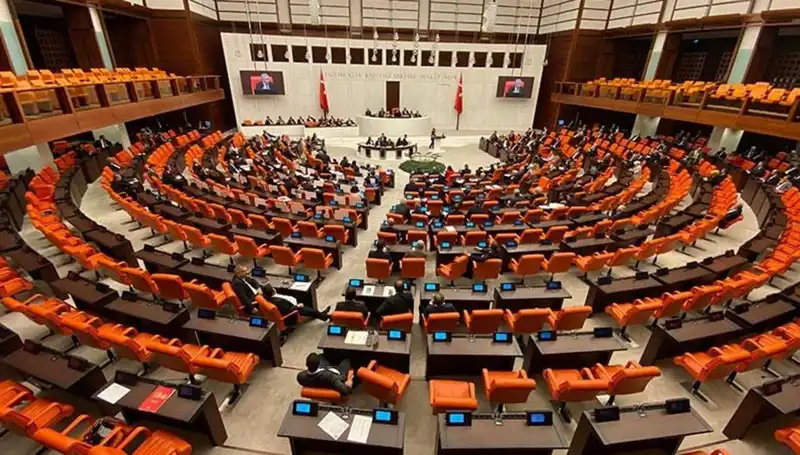 Yeni Dokunulmazlık Dosyaları Meclis Gündeminde: Siyasi Gerilim Tırmanıyor