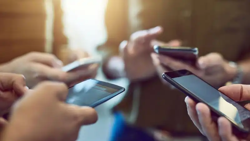 Oppo A5 Pro 4G: Uygun Fiyatla Güçlü Performansın Yeni Temsilcisi