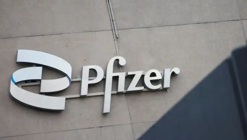 400 Kadın Pfizer’a Beyin Tümörü Nedeniyle Davada Bir Araya Geldi