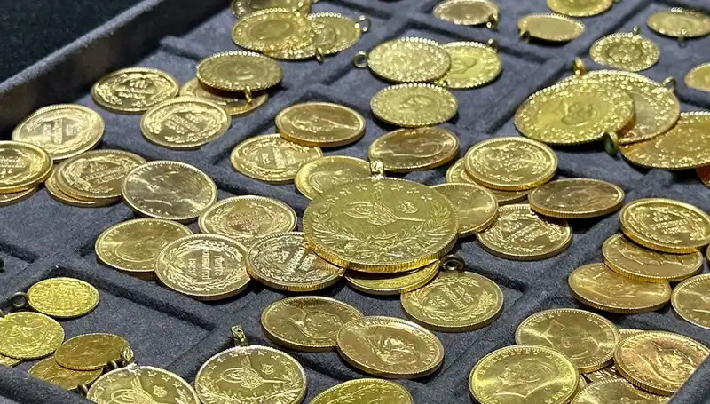 Altın Fiyatları Neden Yükseliyor? Geleceğe Dair Beklentiler