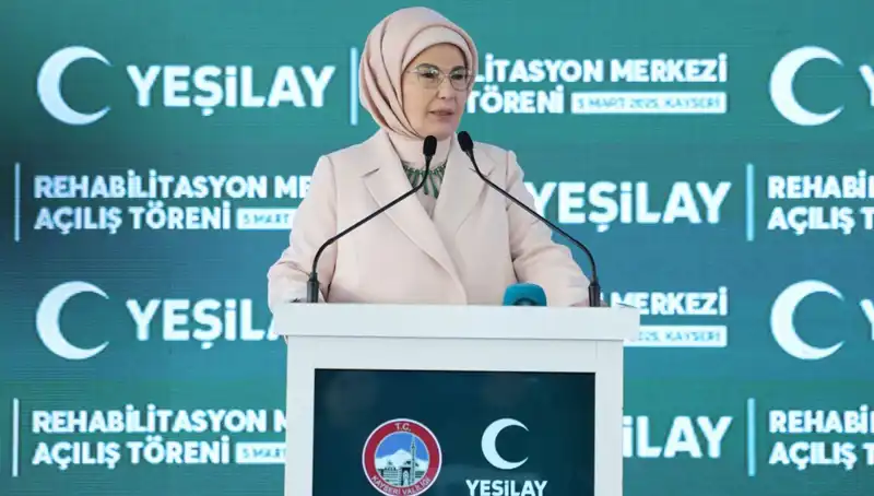Emine Erdoğan'dan Bağımlılıkla Mücadelede Güçlü Mesajlar: Gençler Geleceğimizdir