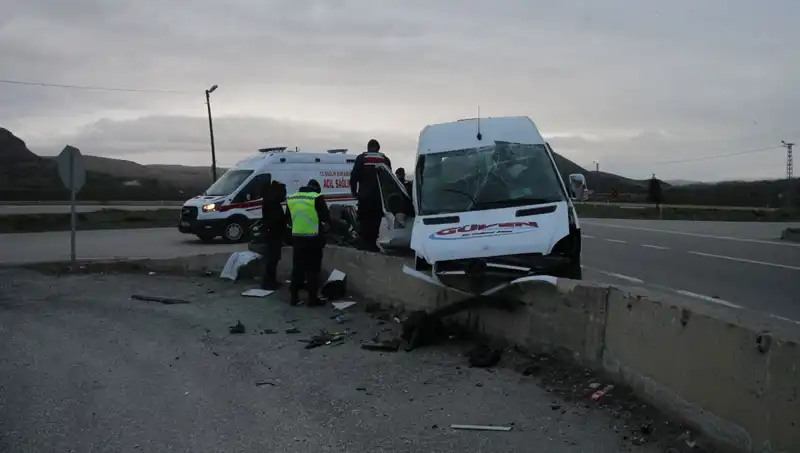 İşçi Servisi İstinat Duvarına Çarpınca Neler Oldu? İşte Son Gelişmeler