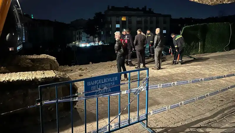 İstanbul'da İnşaat Alanında Yaşanan Talihsiz Yol Çökmesi Olayı