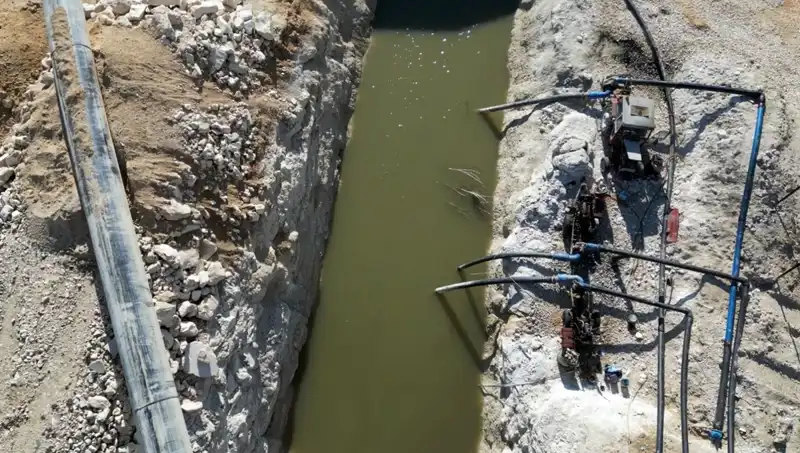 Karaman'da Musluk Suyuna Petrol Krizi! İlk İzler Sulama Pompalarında mı?