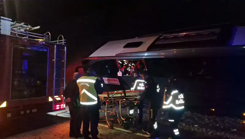 Kültür Festivali Dönüşünde Korkutucu Kaza: 23 Yaralı