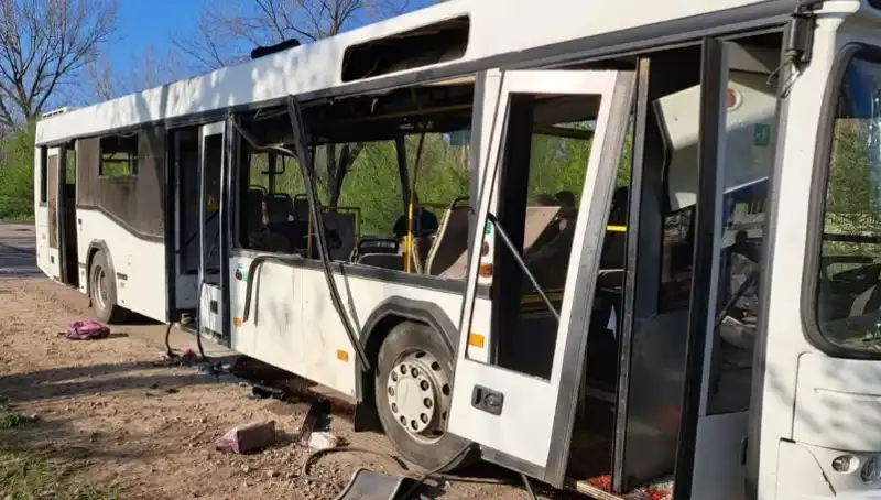 Rusya'nın İşçileri Taşıyan Otobüsüne Saldırı! 9 Ölü, Birçok Yaralı Var