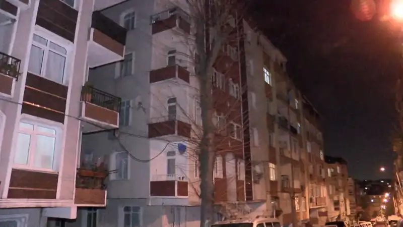 Altı Katlı Apartmanda Şok Anlar: Kolonlardan Gelen Sesler Korkuttu