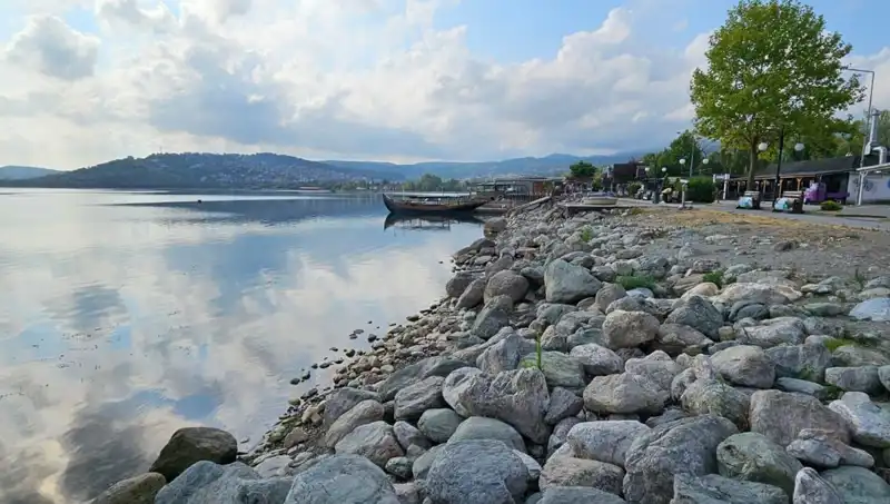 Sapanca Gölü'nde Su Seviyesindeki Düşüş, Ekosistemi Tehdit Ediyor